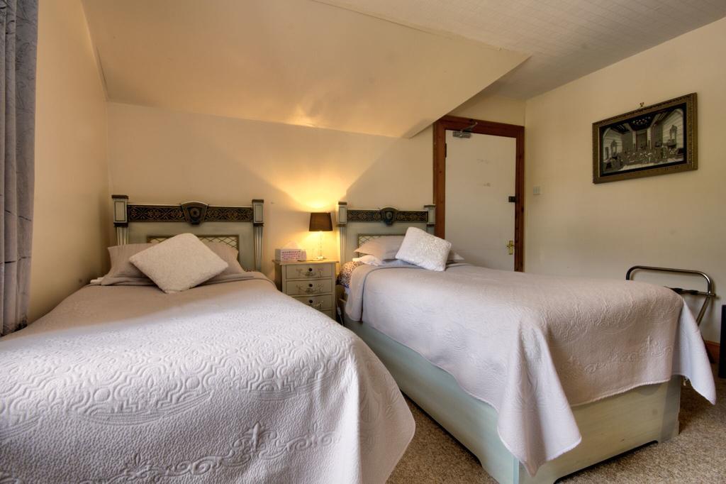 Glasdair Bed & Breakfast 3*